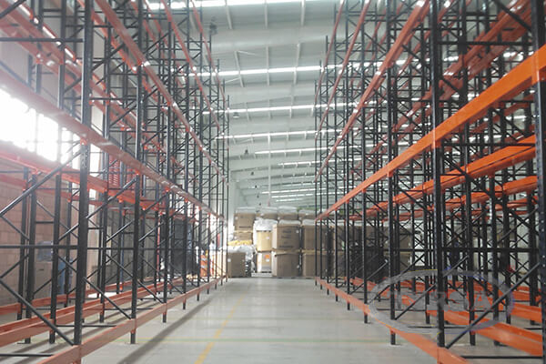 Racks Metálicos 2